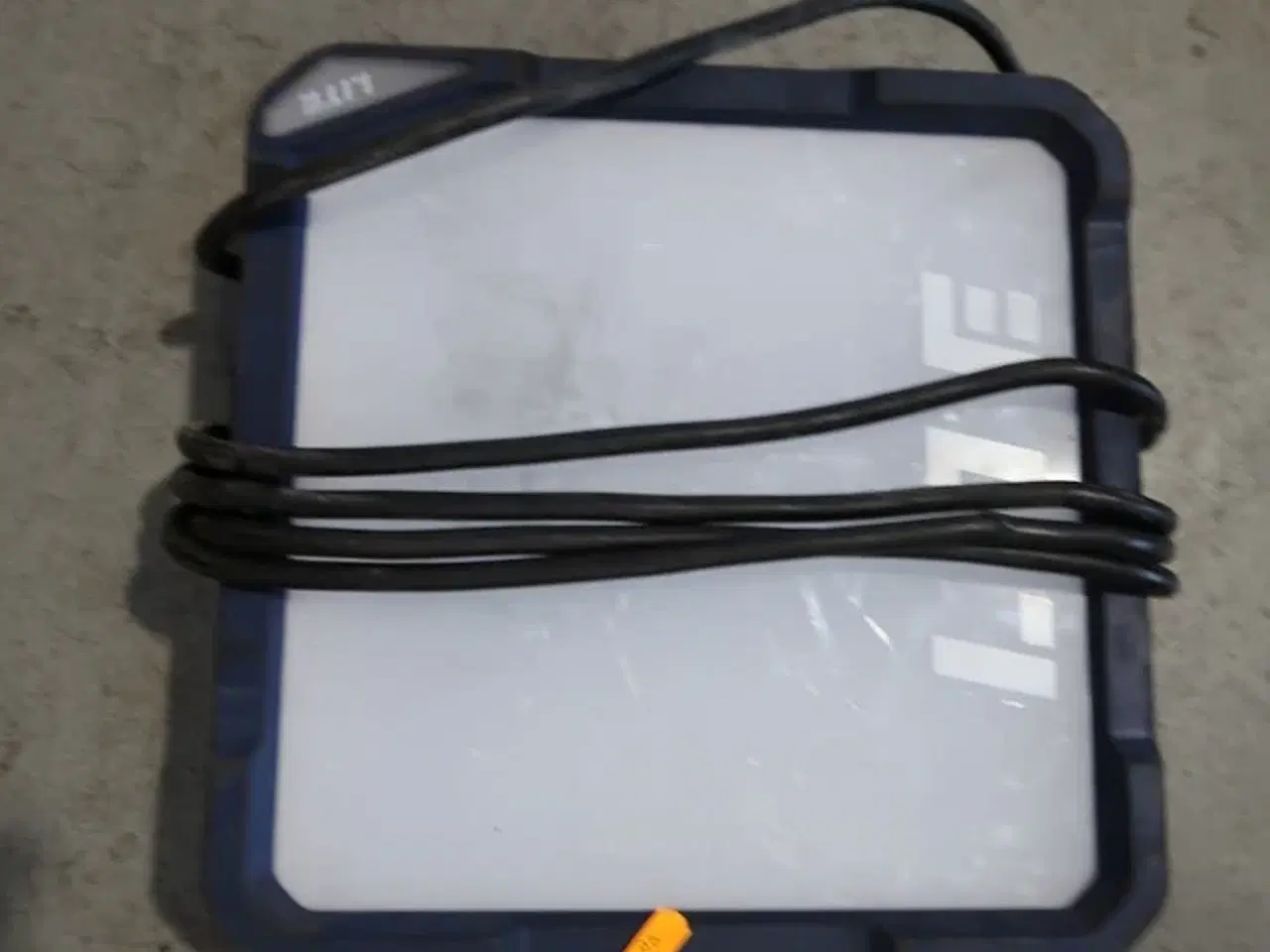 Billede 2 - 2 stk. arbejdslamper SCANGRIP m.fl.