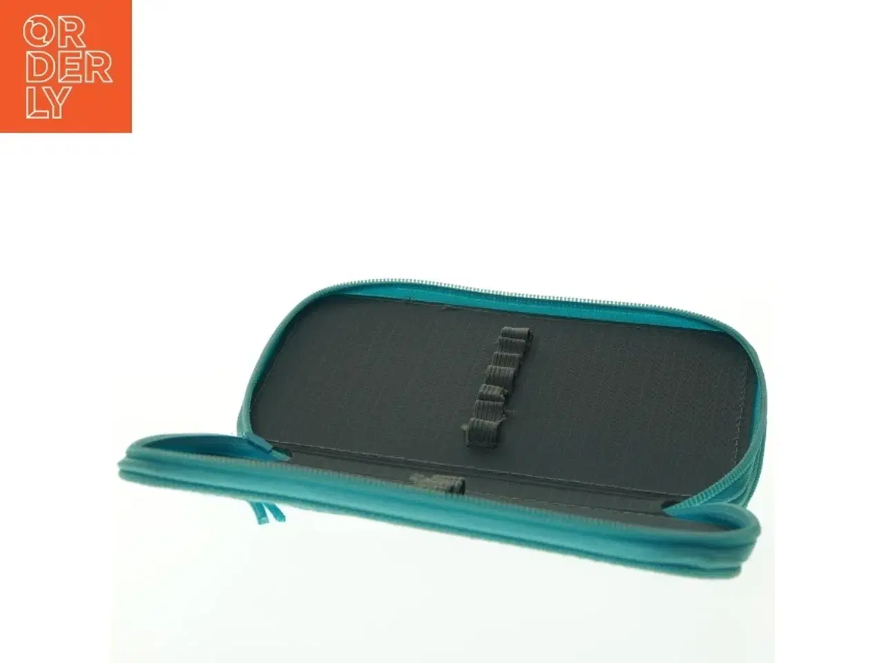 Billede 4 - Frost penalhus fra Disney (str. 20 x. 14 cm)