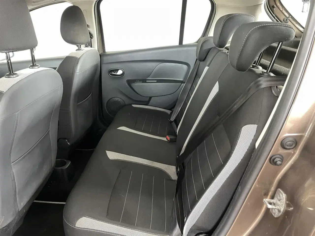 Billede 16 - Dacia Sandero 0,9 Tce Stepway Start/Stop 90HK 5d