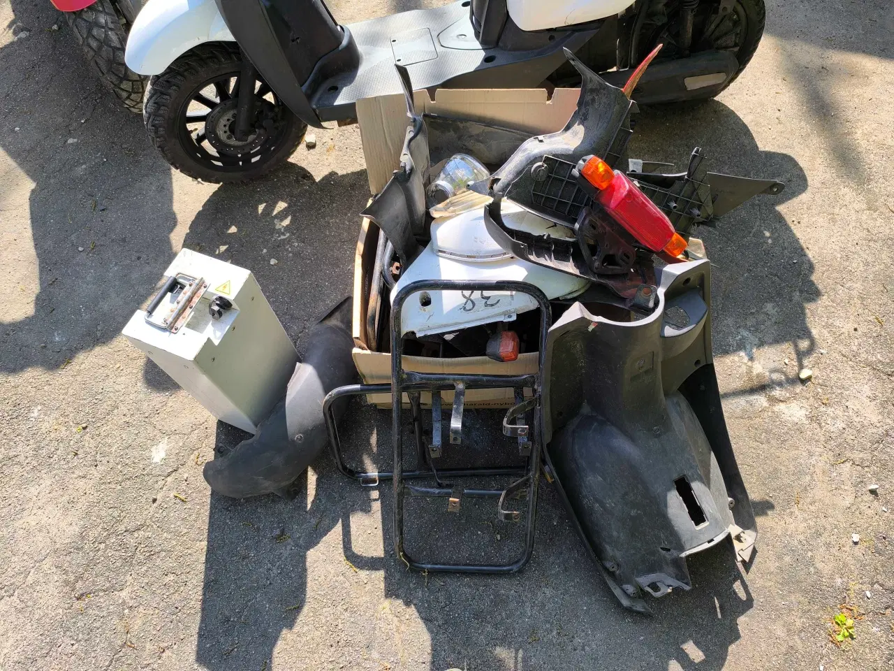Billede 10 - VGA e-mover og Peugeot speedfight 1 