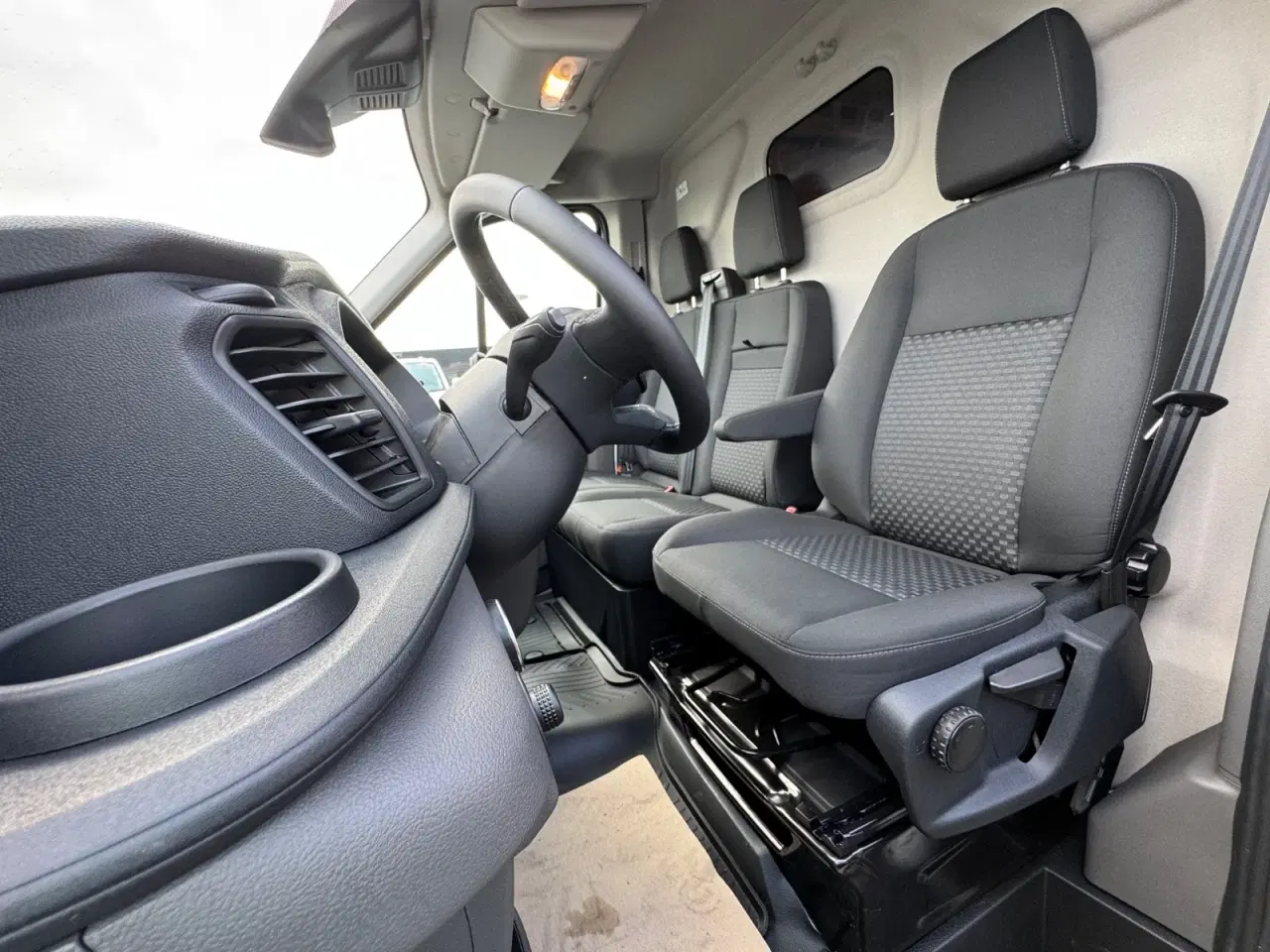 Billede 5 - Ford Transit 350 L2 Van 2,0 EcoBlue Trend H2 FWD