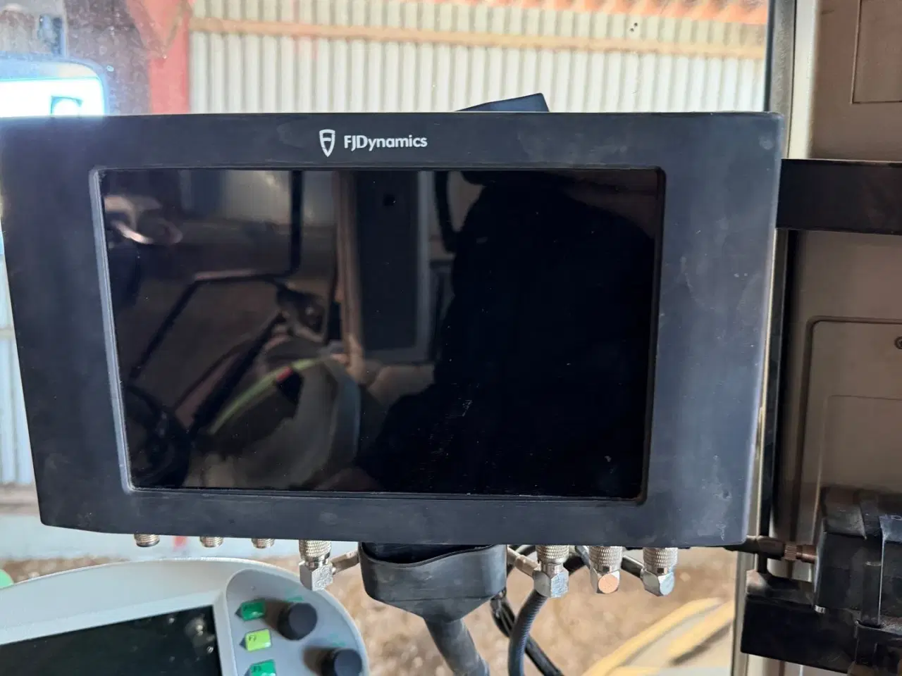 Billede 13 - Fendt 718 Vario TMS med læsser og tvillingehjul hele vejen rundt