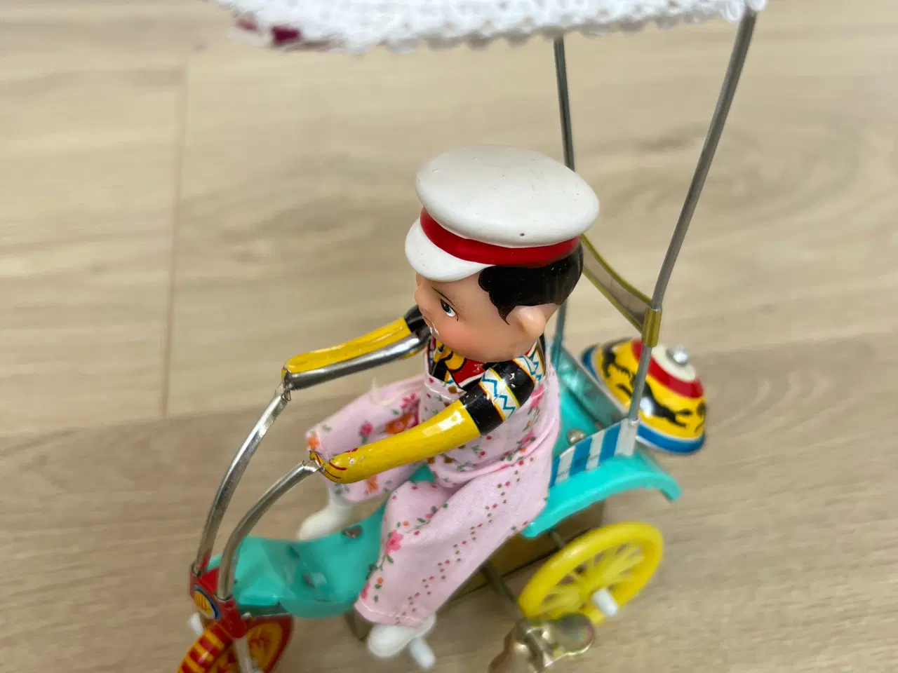 Billede 1 - Blik-legetøj i original emballage, Clockwork, Tric