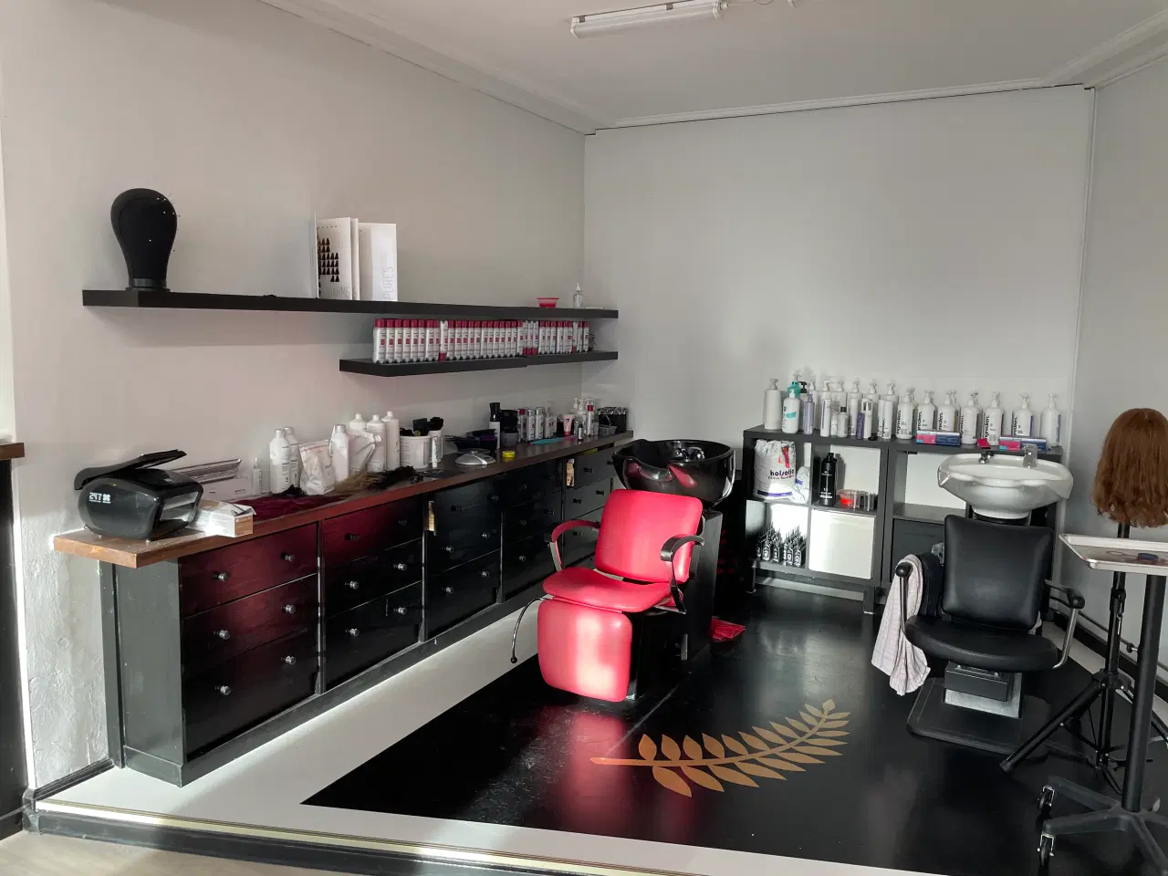 Billede 4 - Flot erhvervslokale med god synlighed i Karise