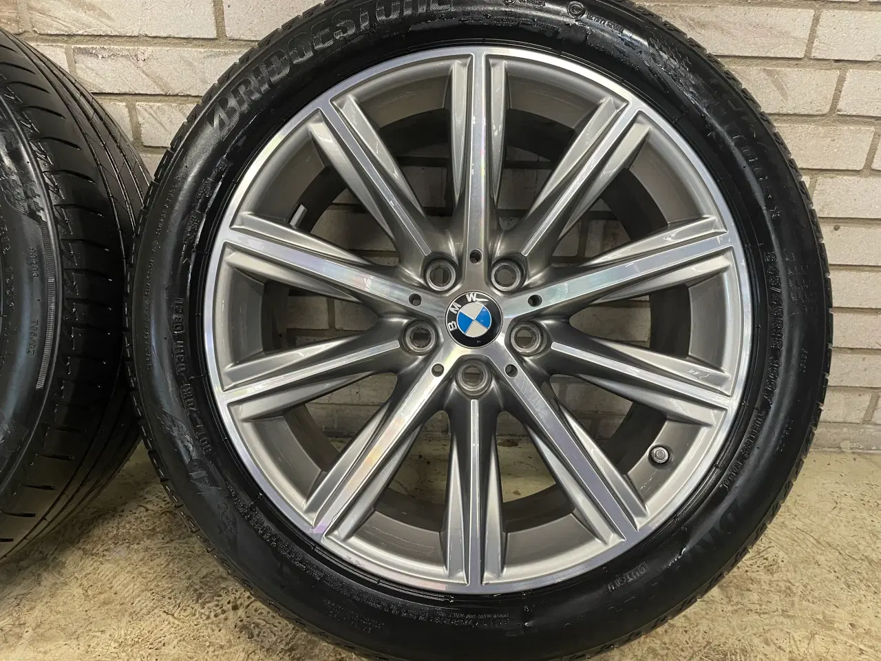 Billede 4 - 18 BMW 530e 245/45r18 Ref.241 sommer