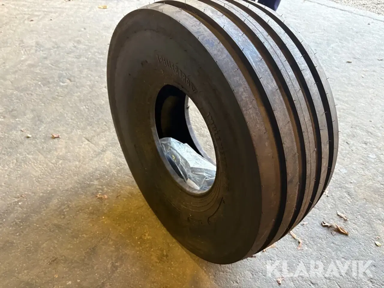 Billede 2 - Plovhjul Trelleborg Implement