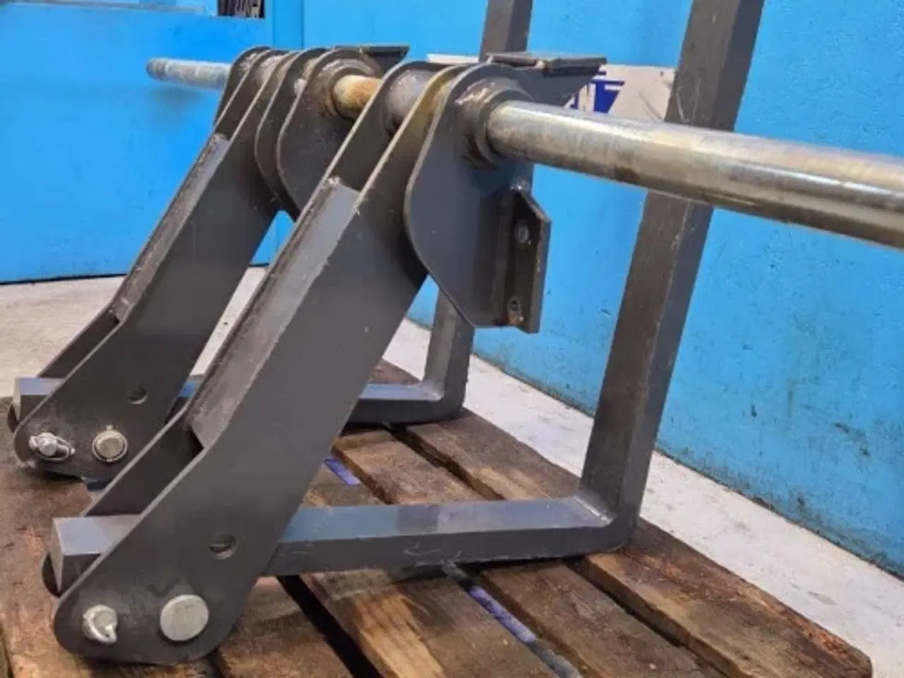 Billede 14 - New Holland B115C Pallegafler Kit 87310367