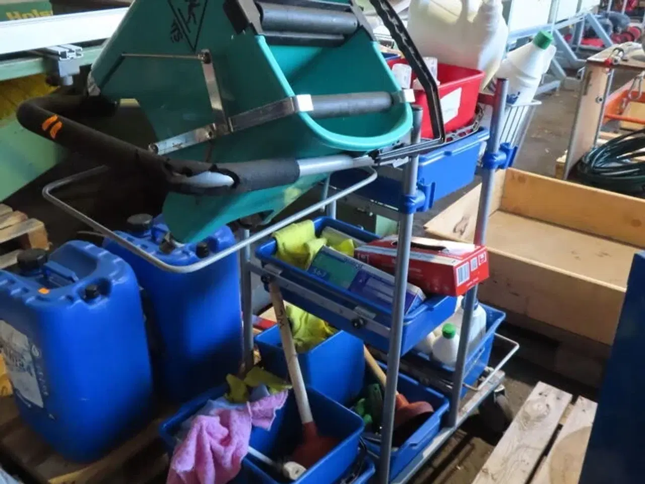 Billede 2 - Rengøringsvogn