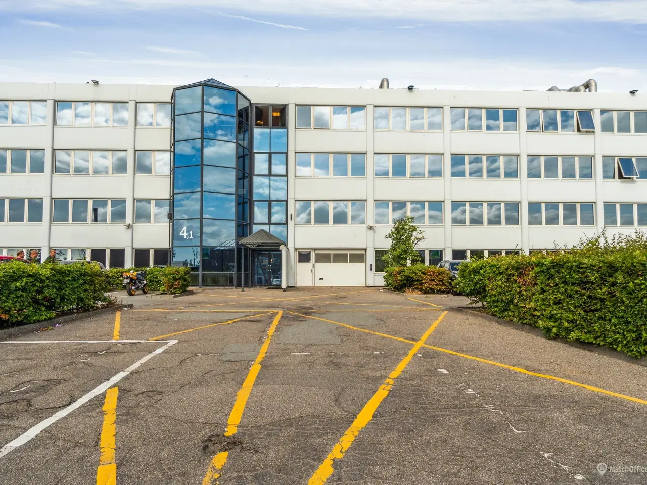 Billede 10 - Lager/værksted i stueplan med porte