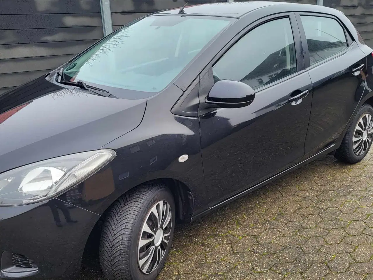 Billede 2 - Mazda 2 1,3 2009 Lavt KM.tal