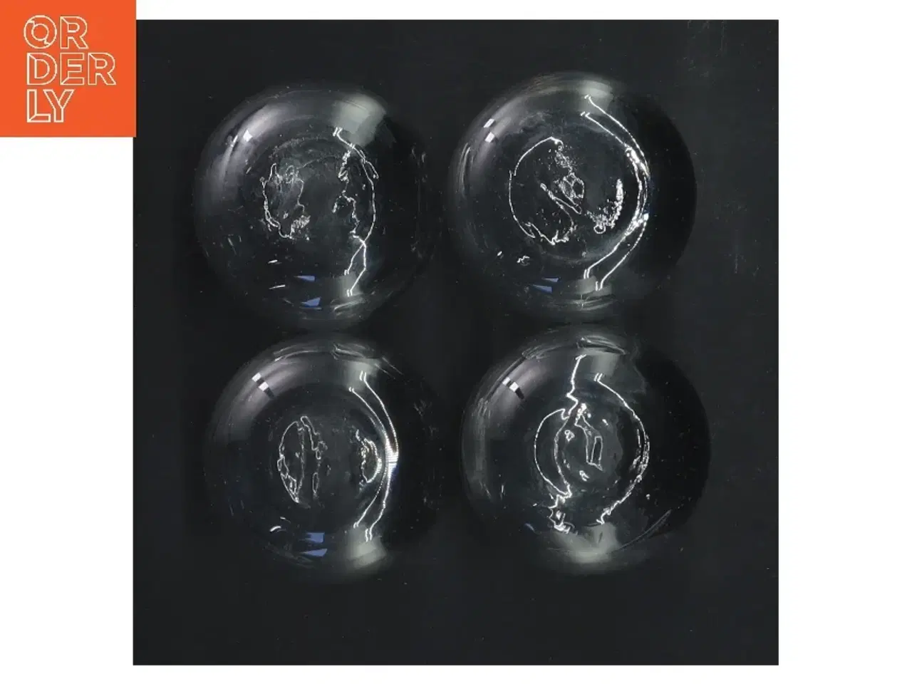 Billede 3 - Sæt med 4 glas (str. 4 stk Ø 4,5 cm længde 5,5 cm)