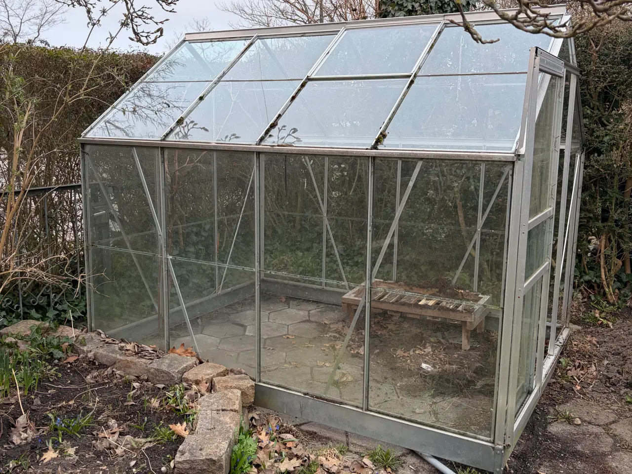 Billede 1 - Ældre drivhus, kan afhentes i valby