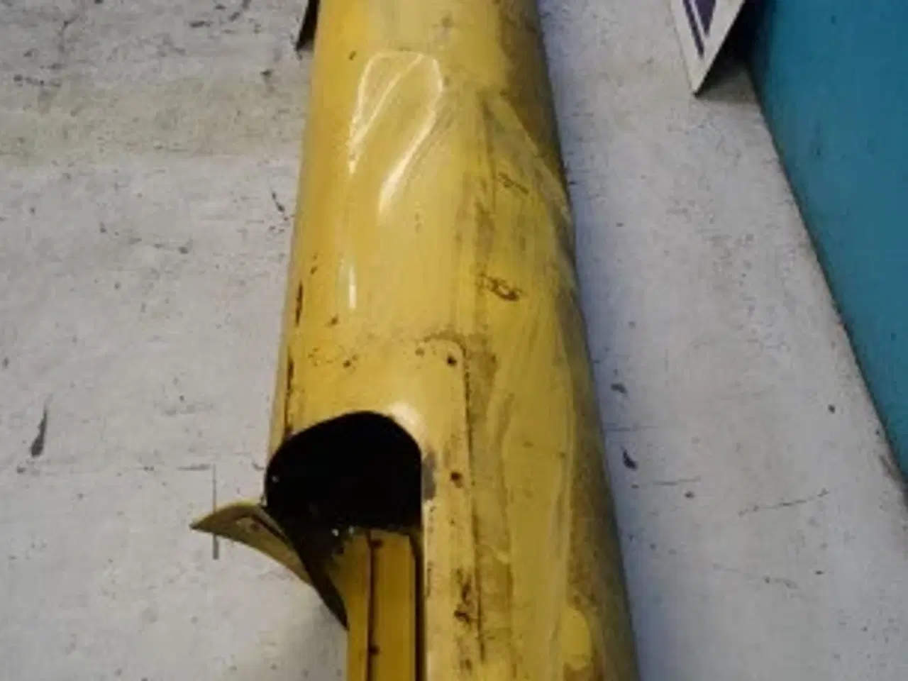 Billede 3 - New Holland TX68 Tømmerør 3832mm 84011783