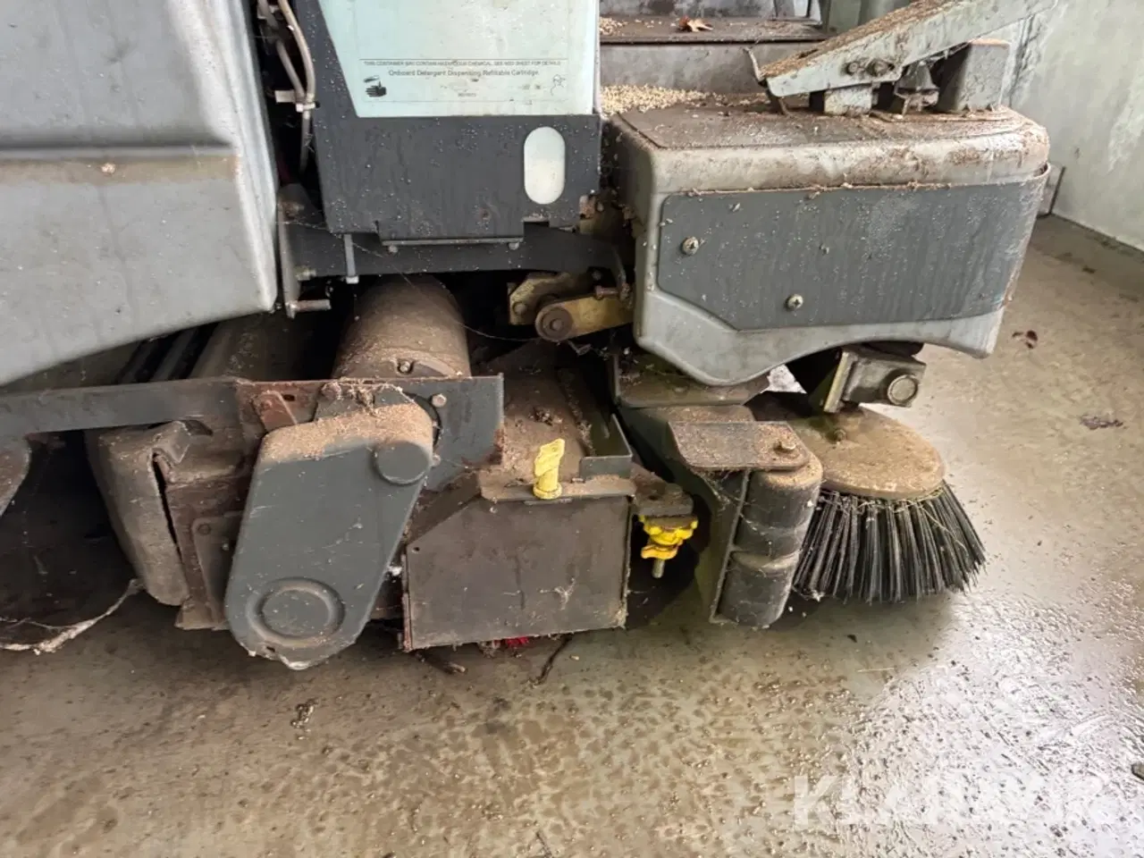 Billede 8 - Gulvvasker og fejemaskine Nilfisk BR 1100S