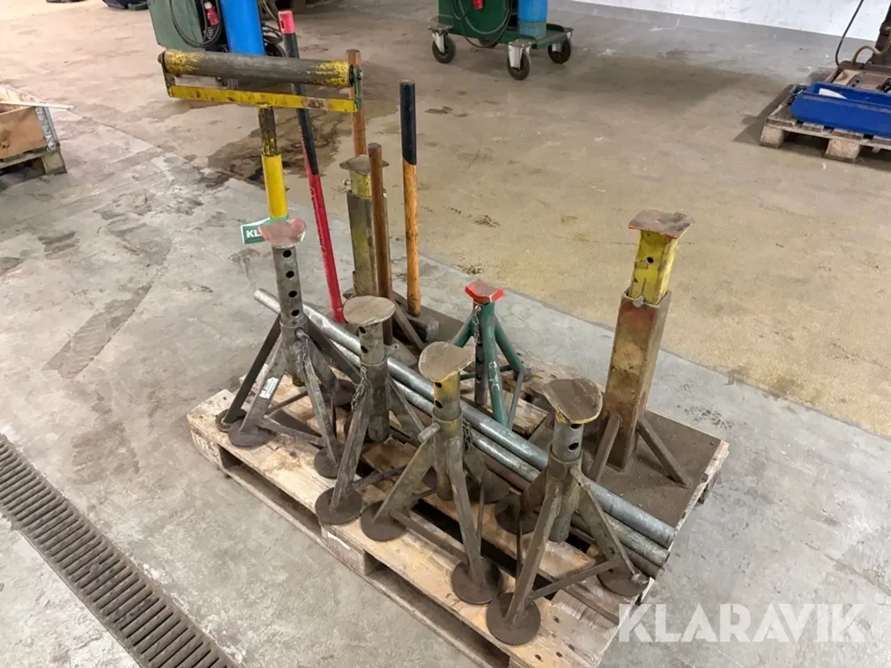 Billede 2 - Støttebukke og hammere