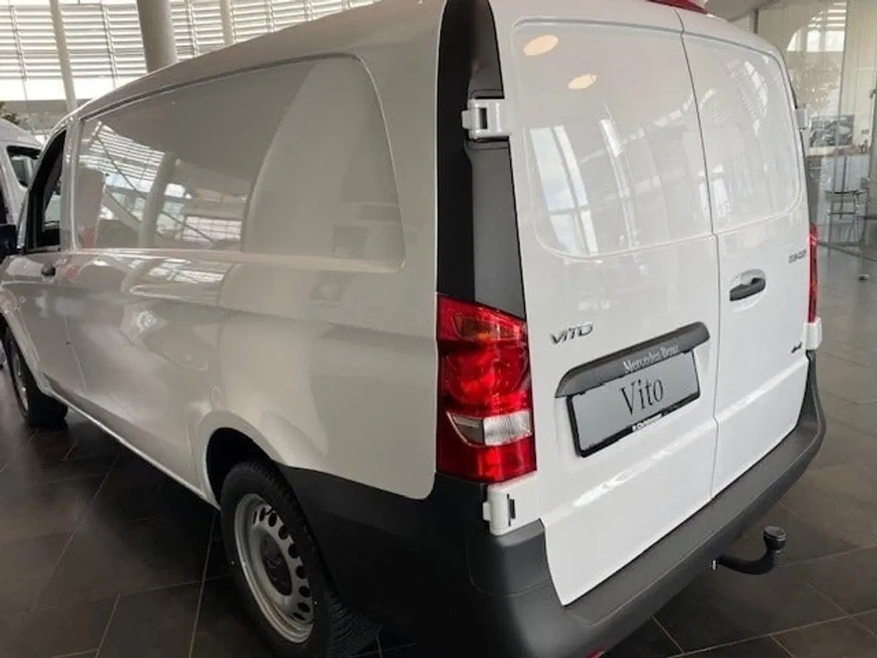 Billede 2 - Mercedes Vito 119 2,0 CDi Kassevogn aut. L RWD