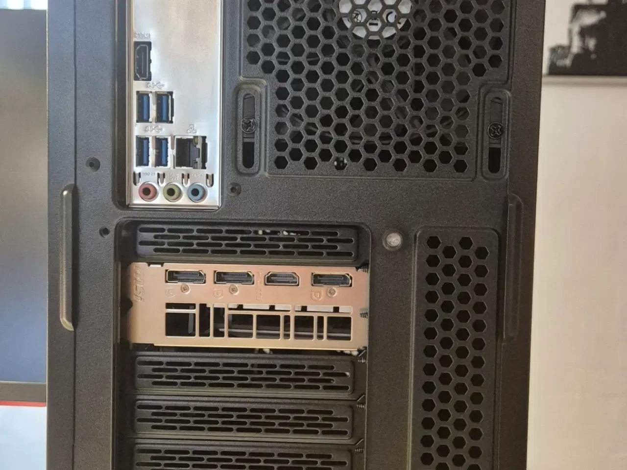 Billede 4 - Core i7 Gaming PC Setup med Skærm og Tilbehør