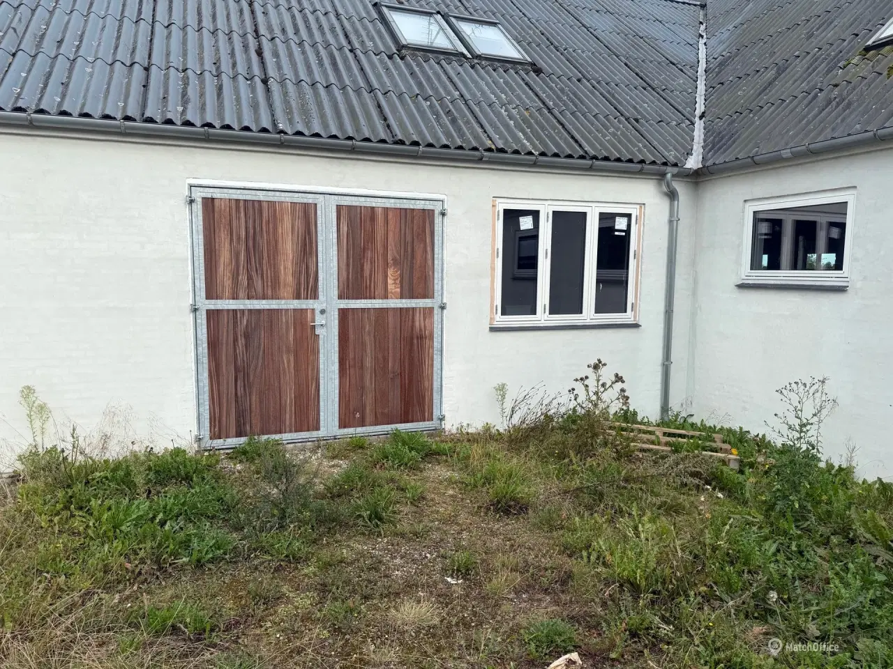 Billede 1 - Værksteds/produktionslokale/lager udlejes på gård ved Roskildevej lige uden for hillerød