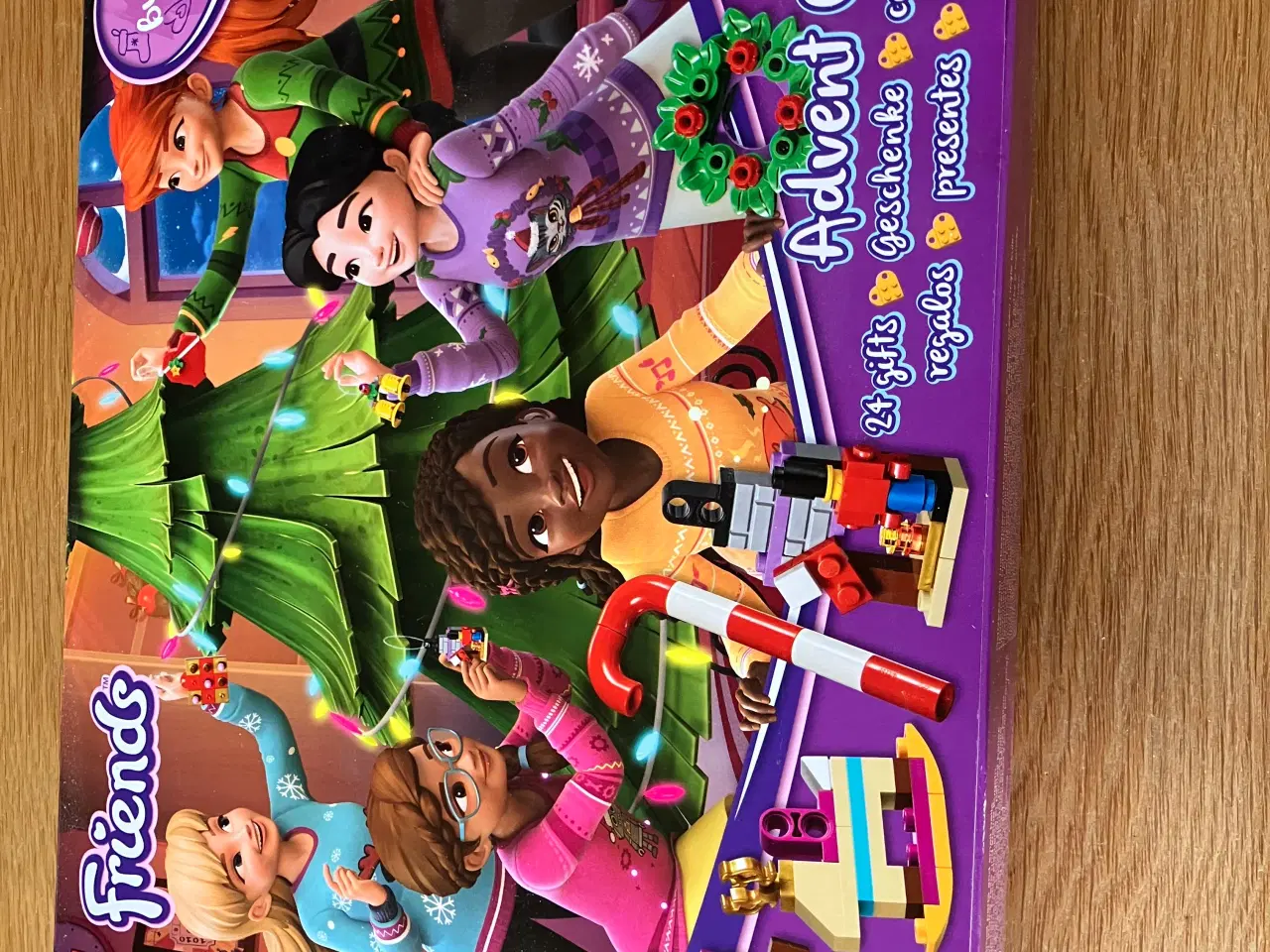 Billede 1 - Julekalender. Lego friends