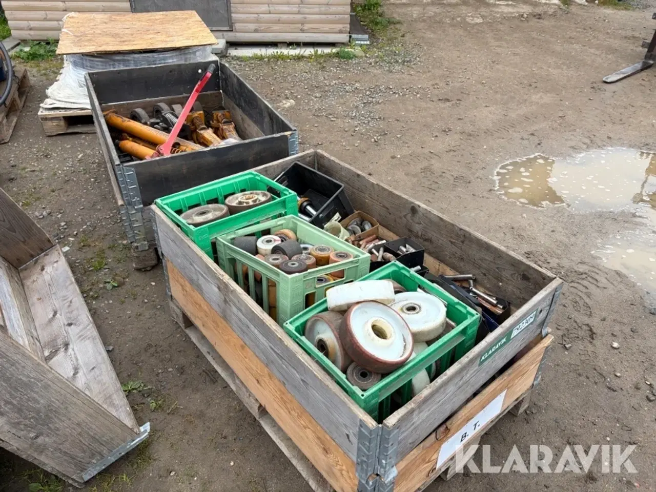 Billede 2 - Truck hjul med blandet tilbehør.