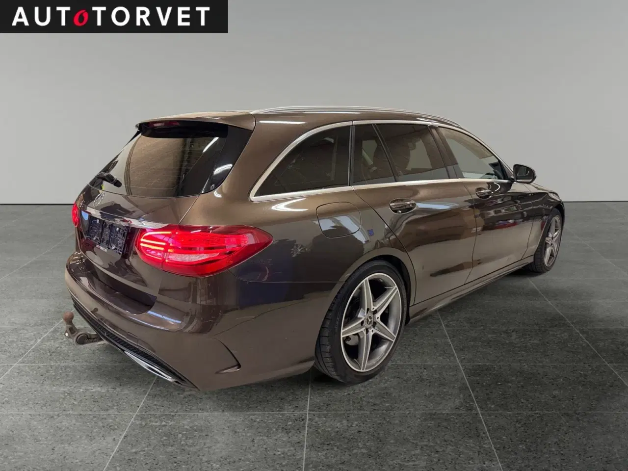 Billede 3 - Mercedes C220 d 2,2 AMG Line stc. aut.