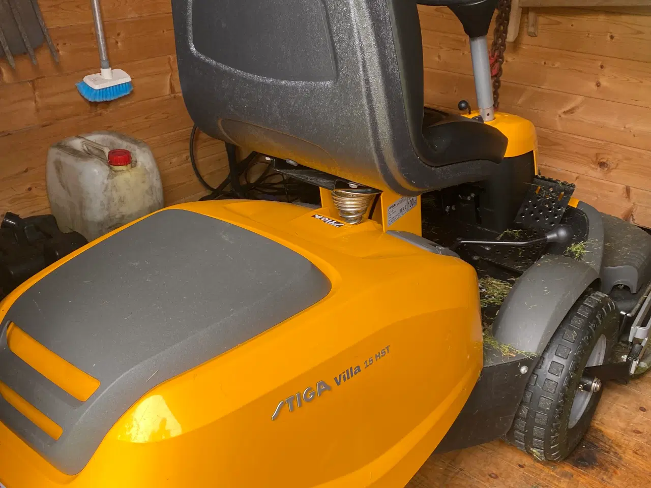 Billede 2 - Stiga Villa 15 HST - Havetraktor - Frontklipper