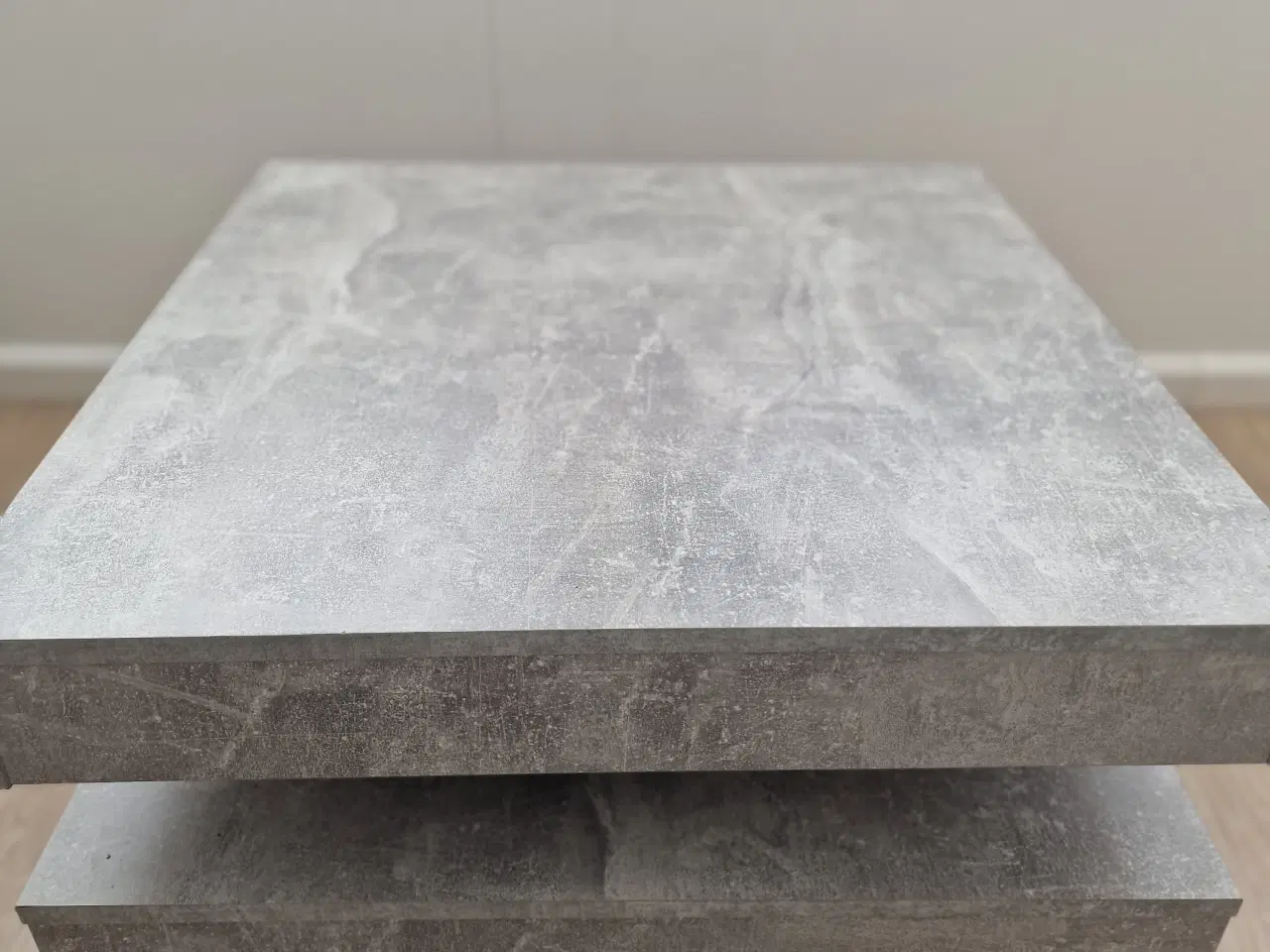 Billede 2 - Sofabord I betonlook