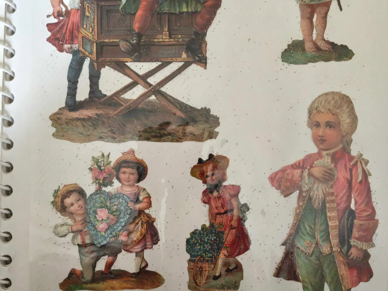 Billede 4 - Glansbilleder i mapper 