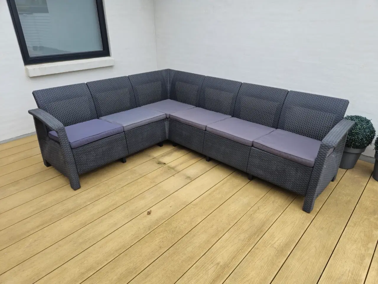 Billede 2 - Stor havesofa med hynder