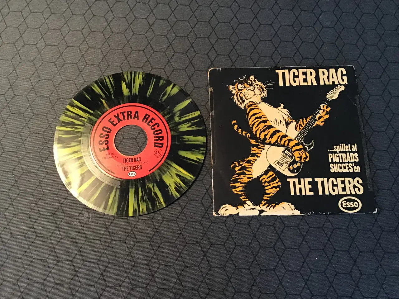 Billede 1 - Esso reklame kom en Tiger i tanken 
