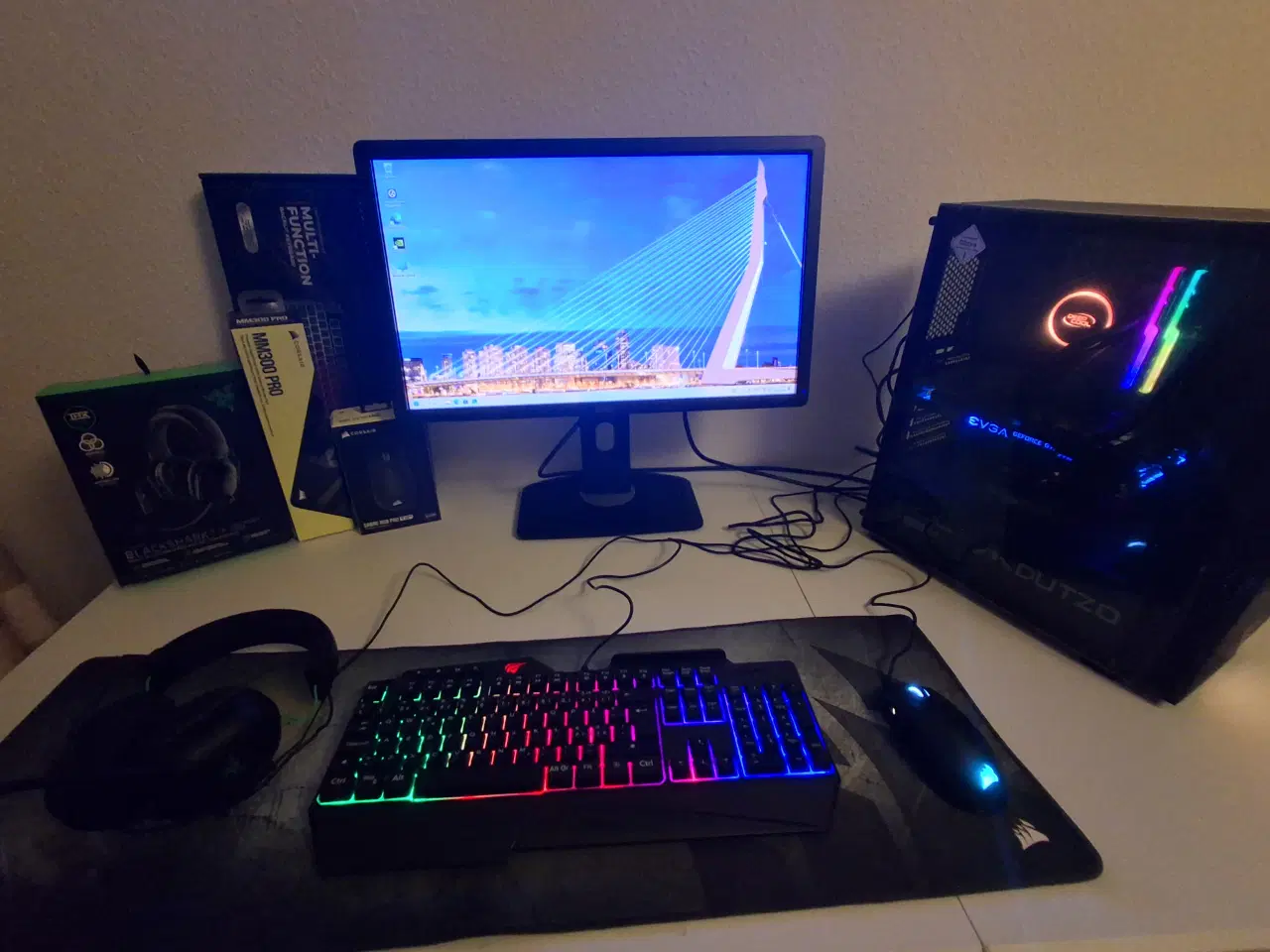 Billede 4 - Gaming computer + Tilbehør