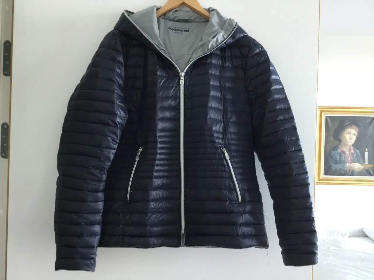 Billede 1 - Soyaconcept mørkeblå jakke med hætte