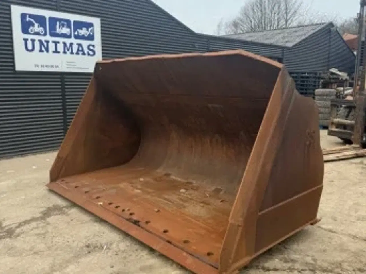 Billede 1 - Læsseskovl 