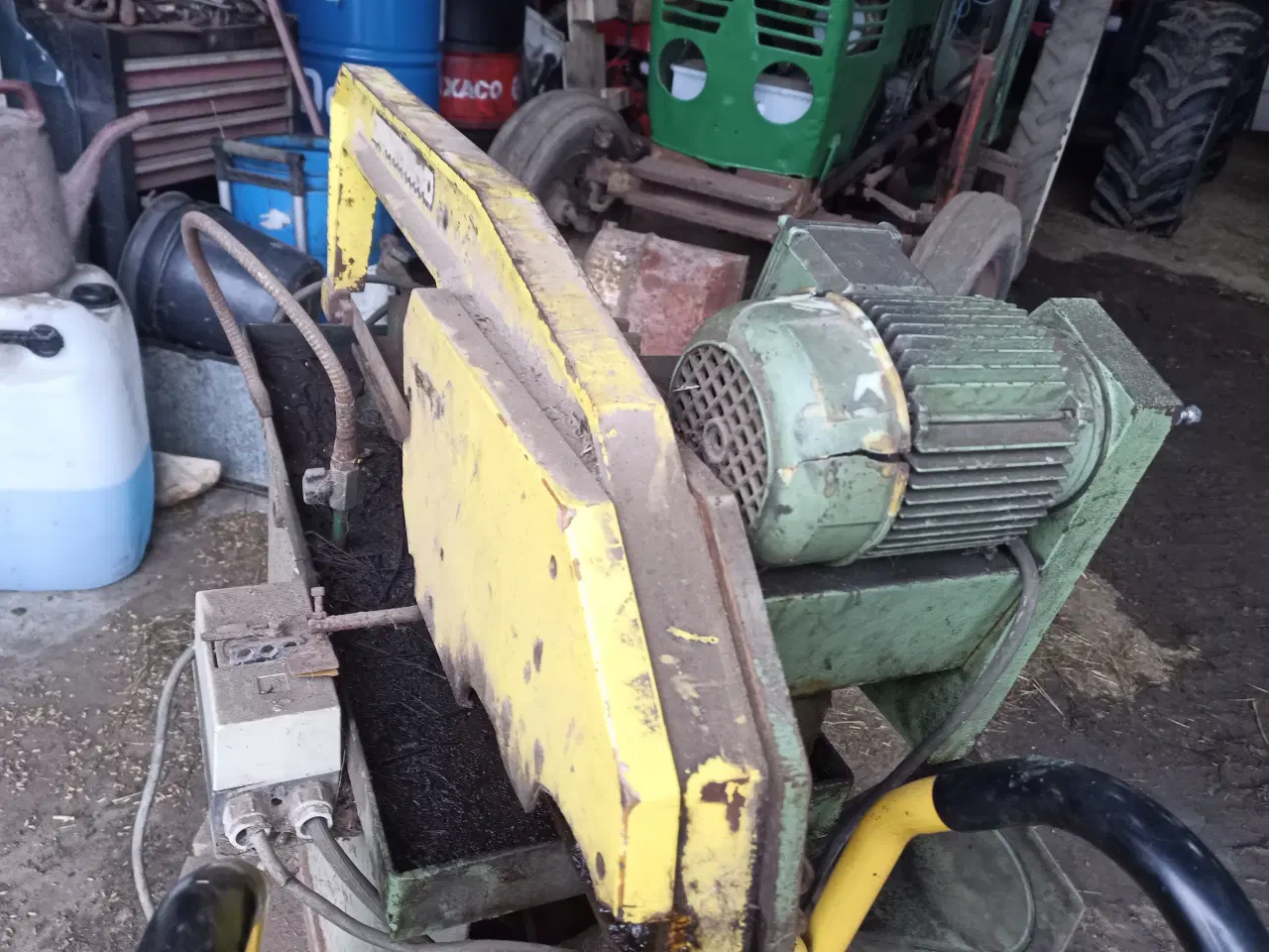 Billede 4 - Jernsav som køre som den skal i ok stand efter ald