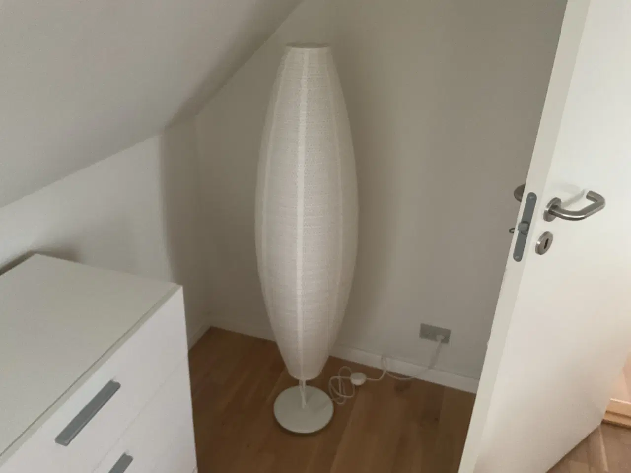 Billede 3 - Gulvlamper til afhentning