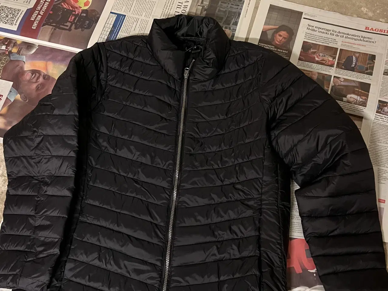 Billede 1 - Dame letvægtsjakke 