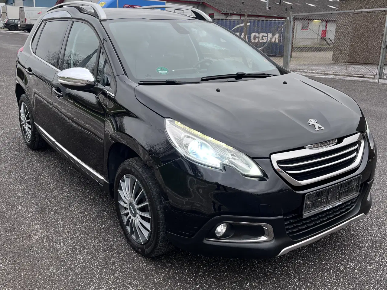 Billede 2 - 🚗 Peugeot 2008 Allure – Ny Syn & Ny serviceret