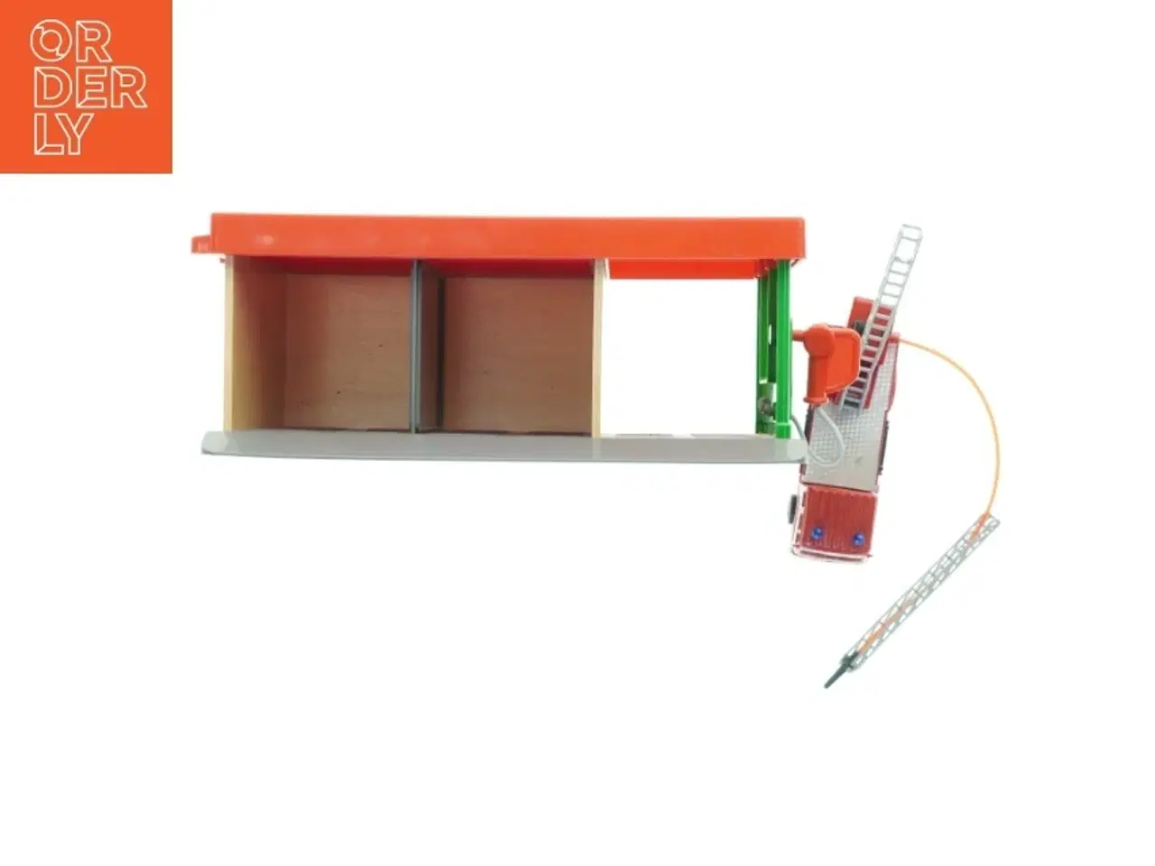 Billede 4 - Brandstation med tilbehør (str. 37 x, 7 cm)