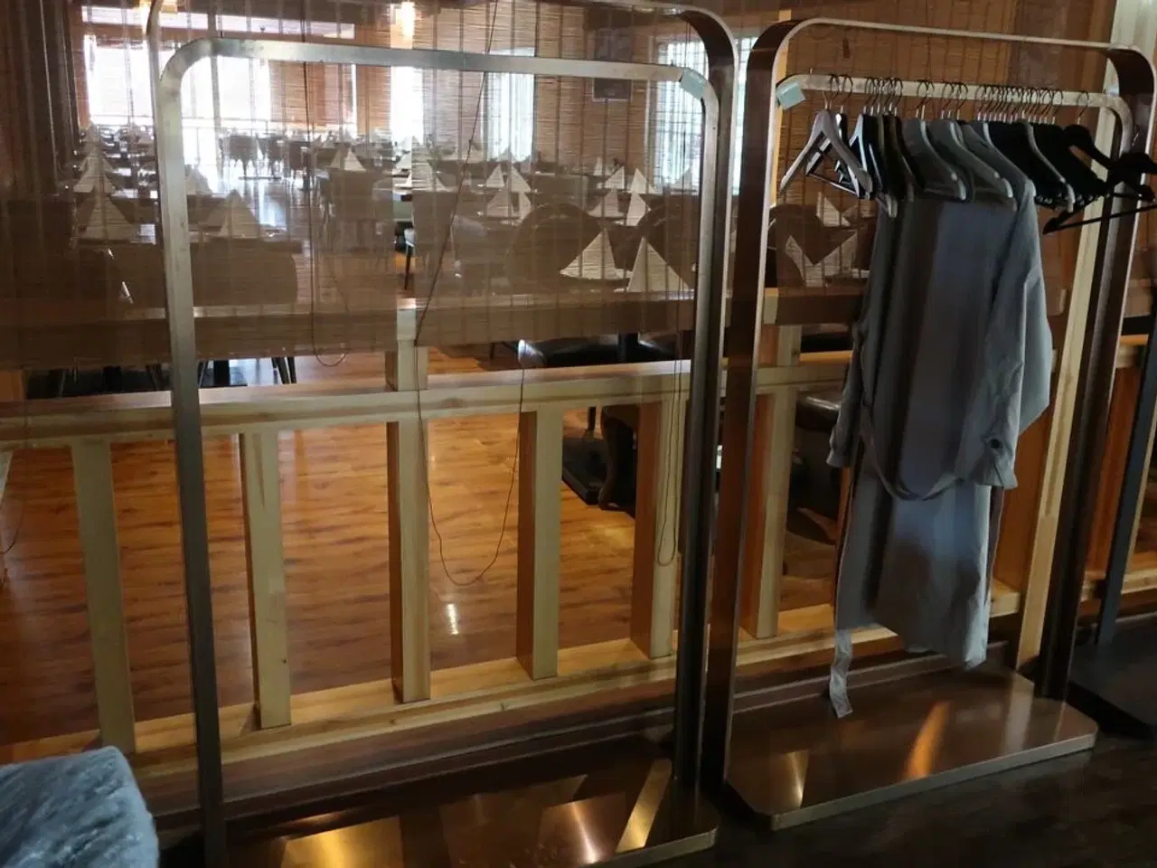 Billede 3 - To tøjstativer