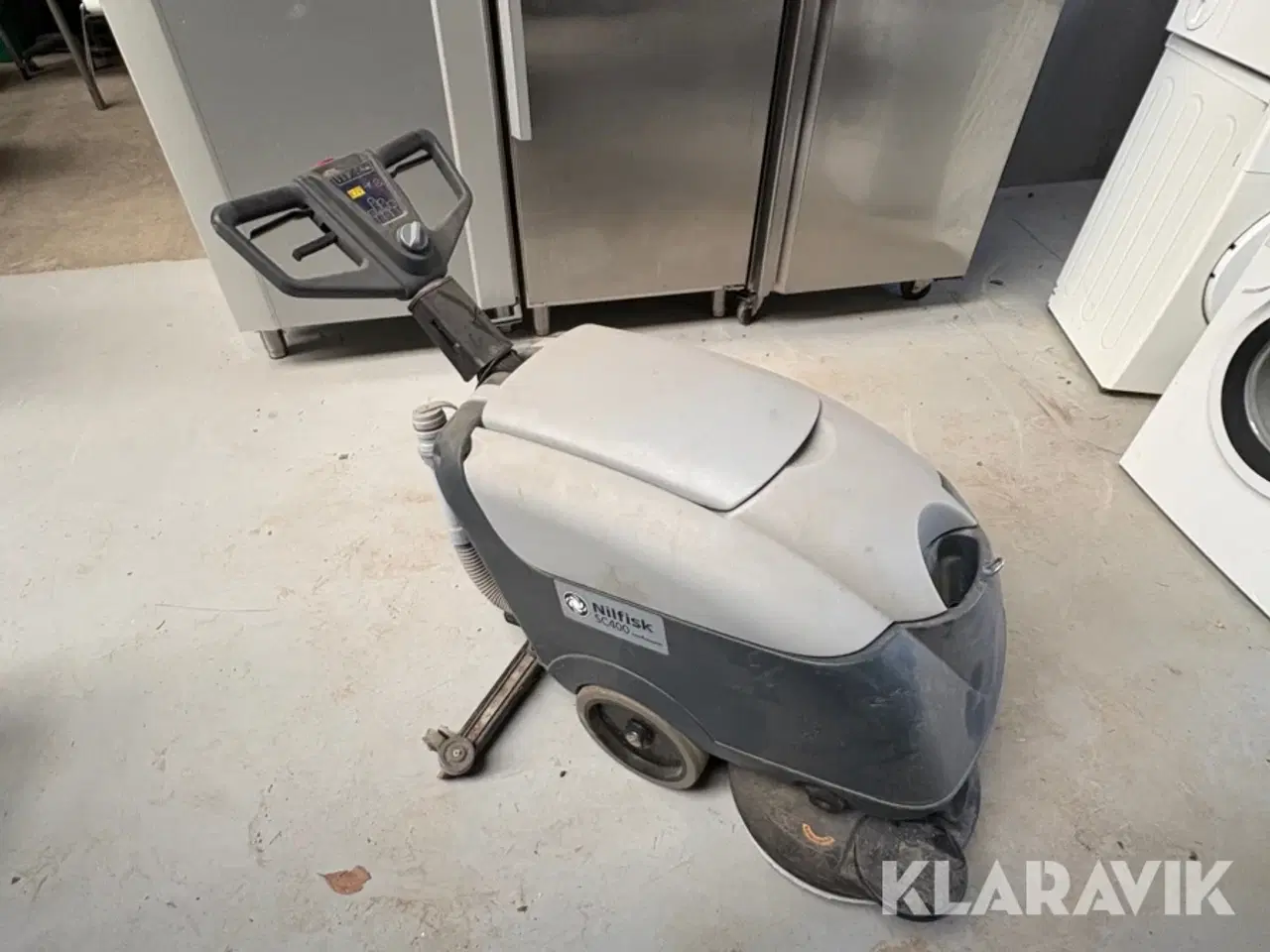 Billede 3 - Fejemaskine Nilfisk Sc400
