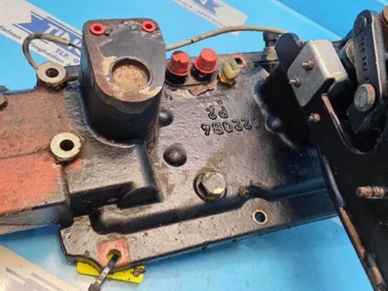 Billede 4 - Massey Ferguson 6260 Dæksel 3795125M12