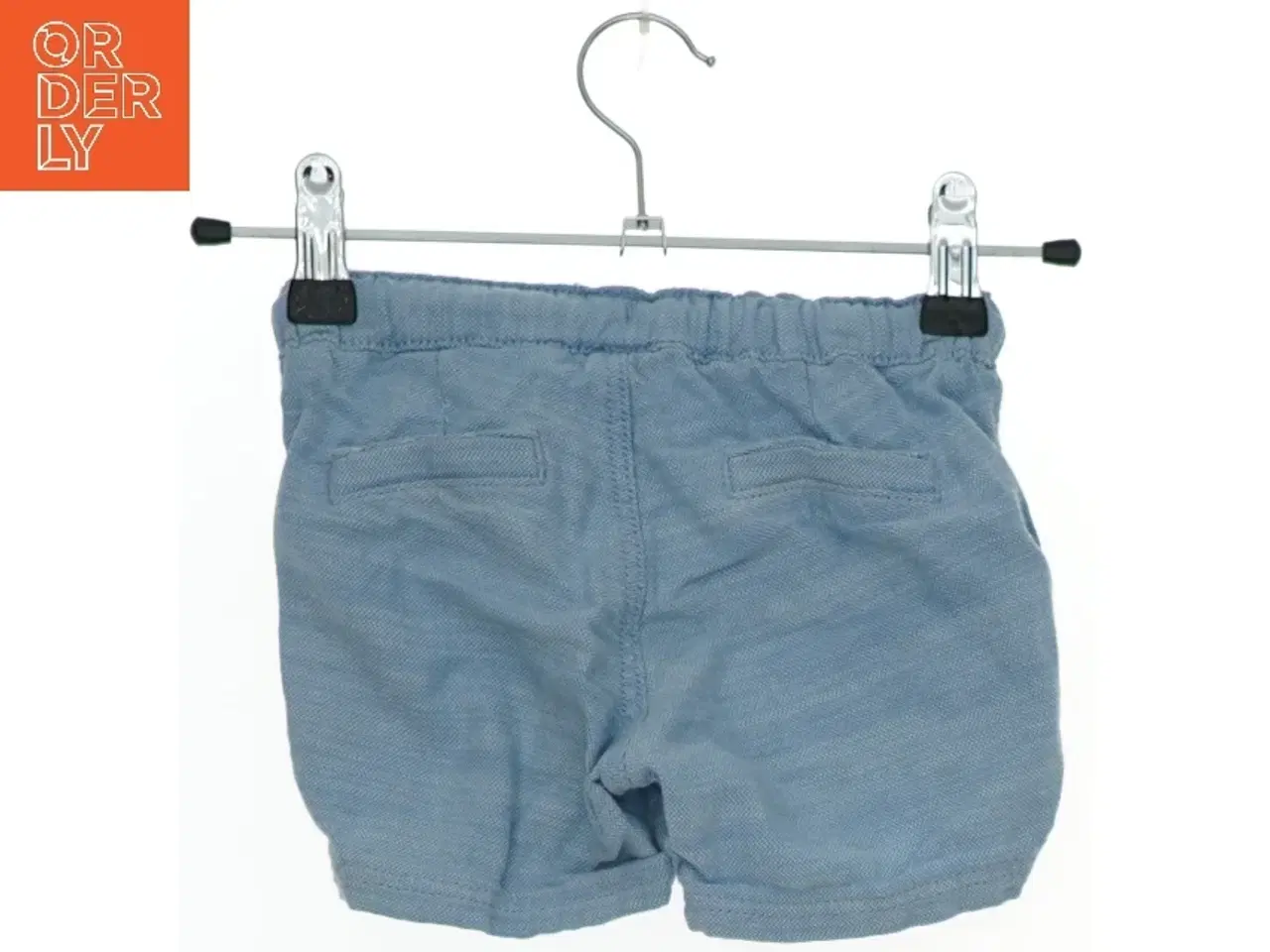 Billede 2 - Lyseblå shorts fra H&M (str. 80)