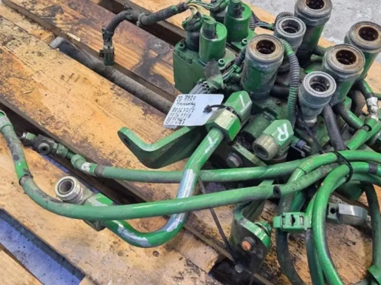 Billede 19 - John Deere 7920 Hydraulikventil RE267757