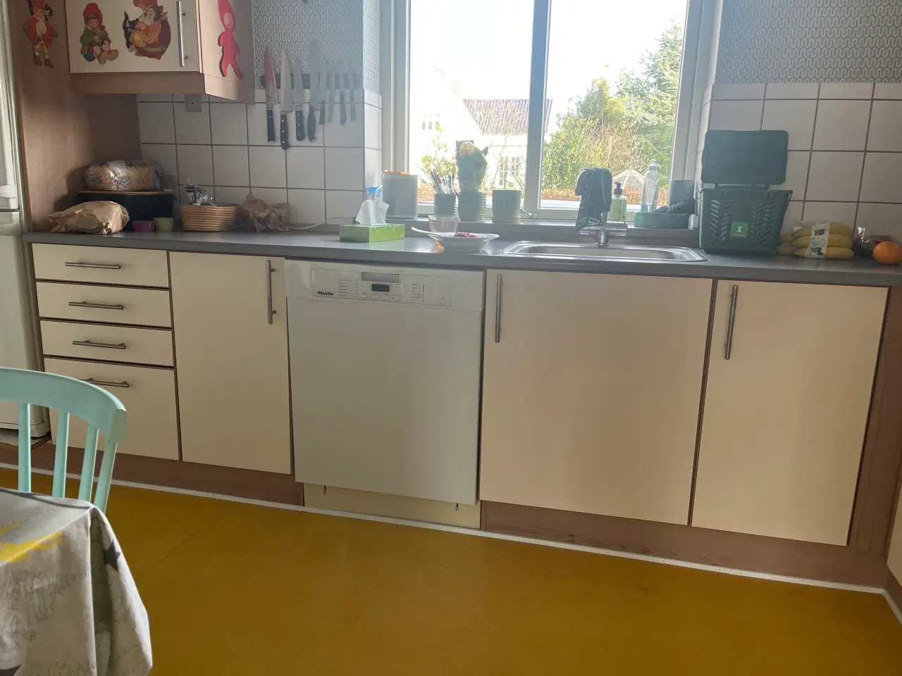 Billede 1 - Køkken gives væk