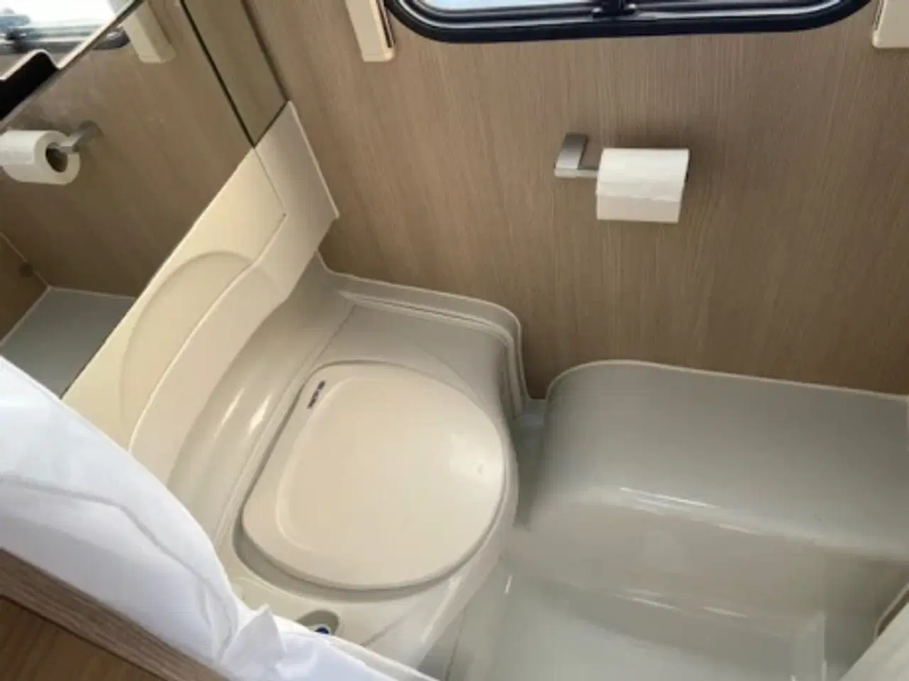Billede 9 - Adria Adora 482 LU