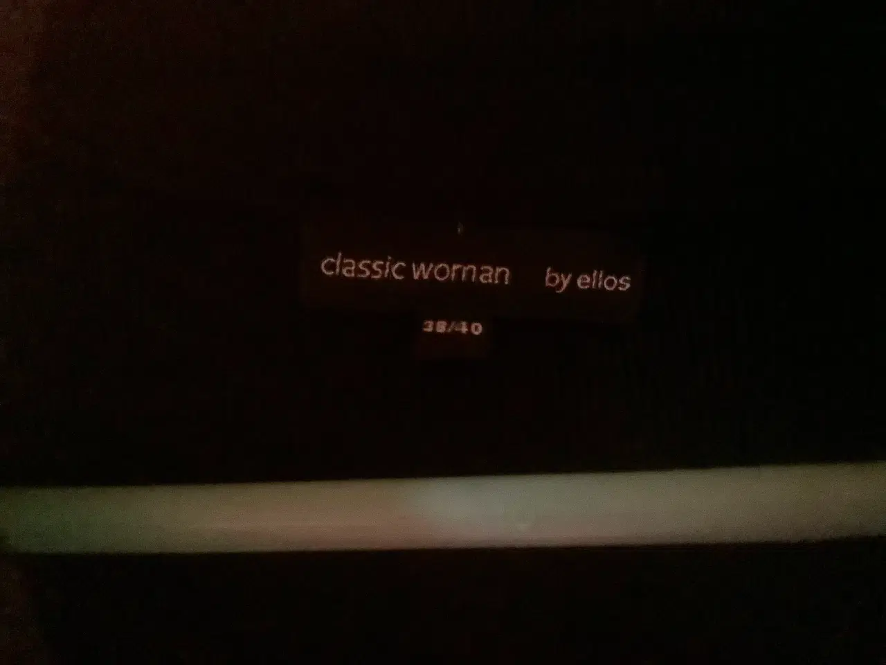 Billede 3 - Klassisk damejakke i bomuld.