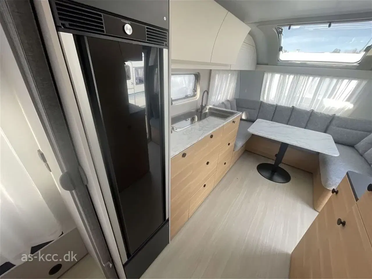 Billede 5 - 2026 - Adria Adora 613 UT Adria Adora 613 UT årg. 2026 4 sovepladser, 5 siddepladser.