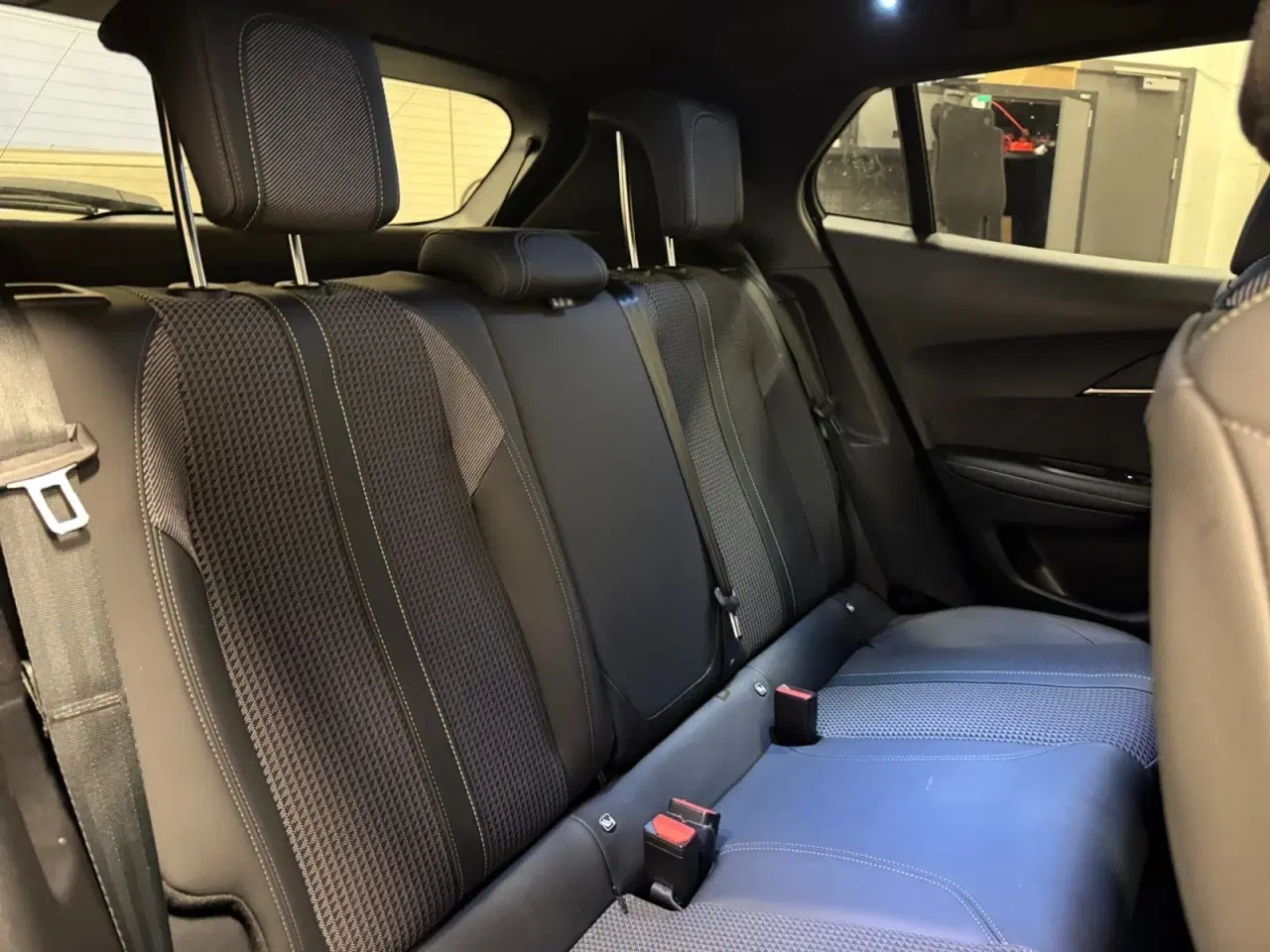 Billede 16 - Peugeot e-2008 50 Allure