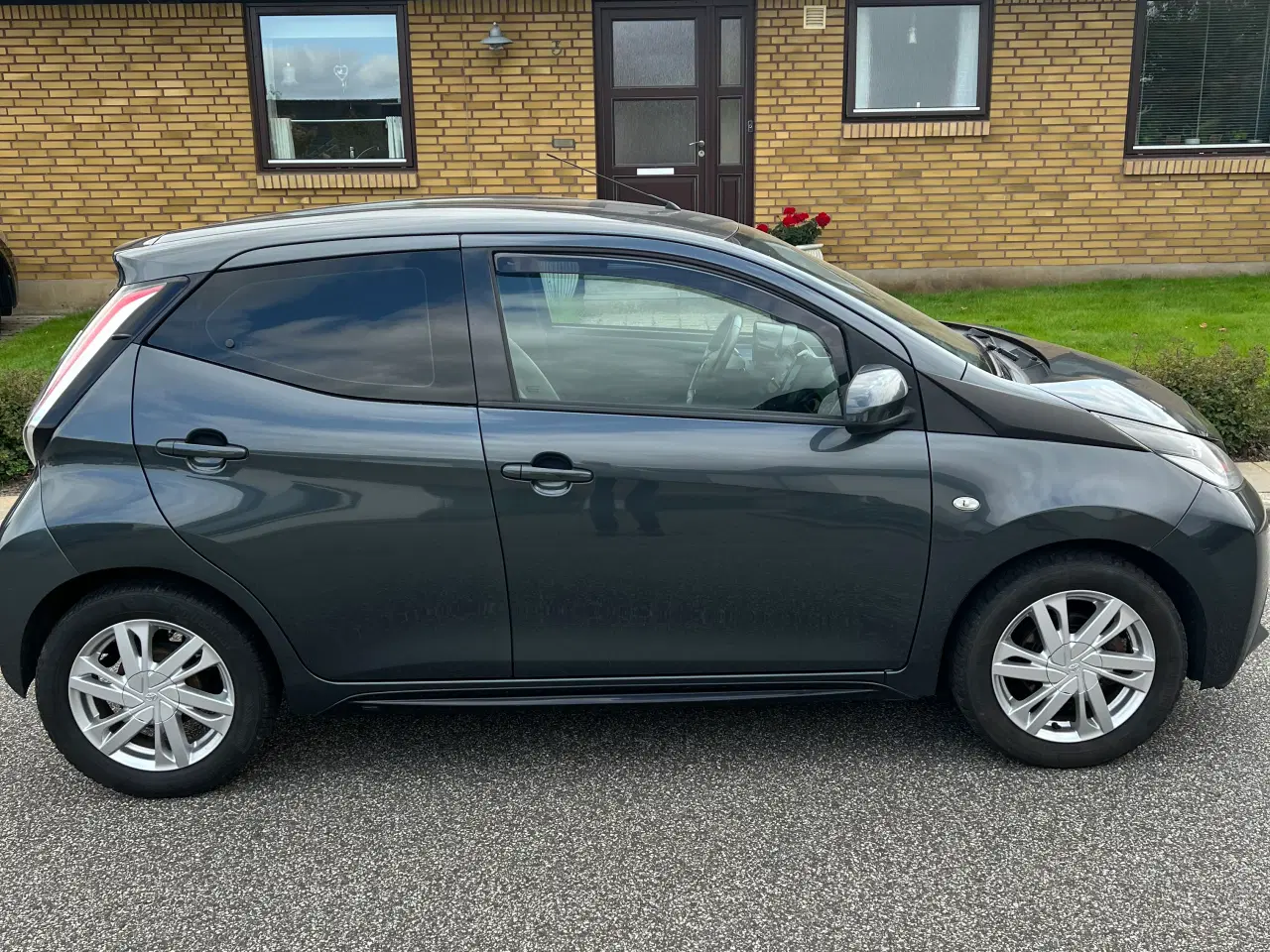 Billede 3 - Toyota aygo 1,0 vvt i kgb 40