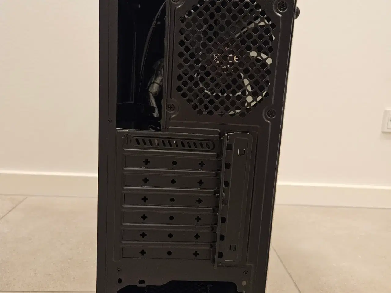 Billede 7 - AeroCool Cylon – ATX kabinet med RGB-lys